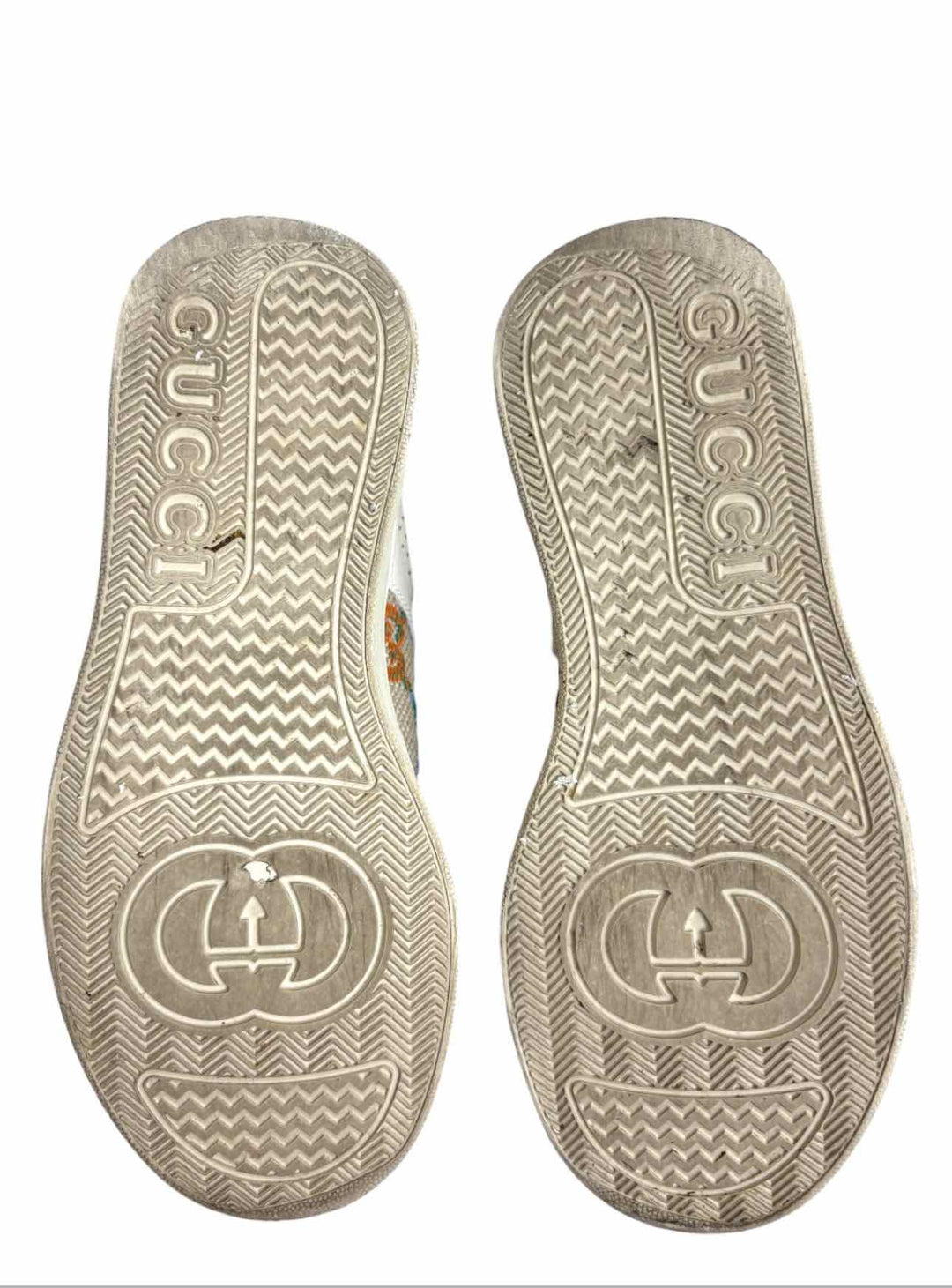 Gucci Size 38 GG Embroidered Detail Leather Sneaker
