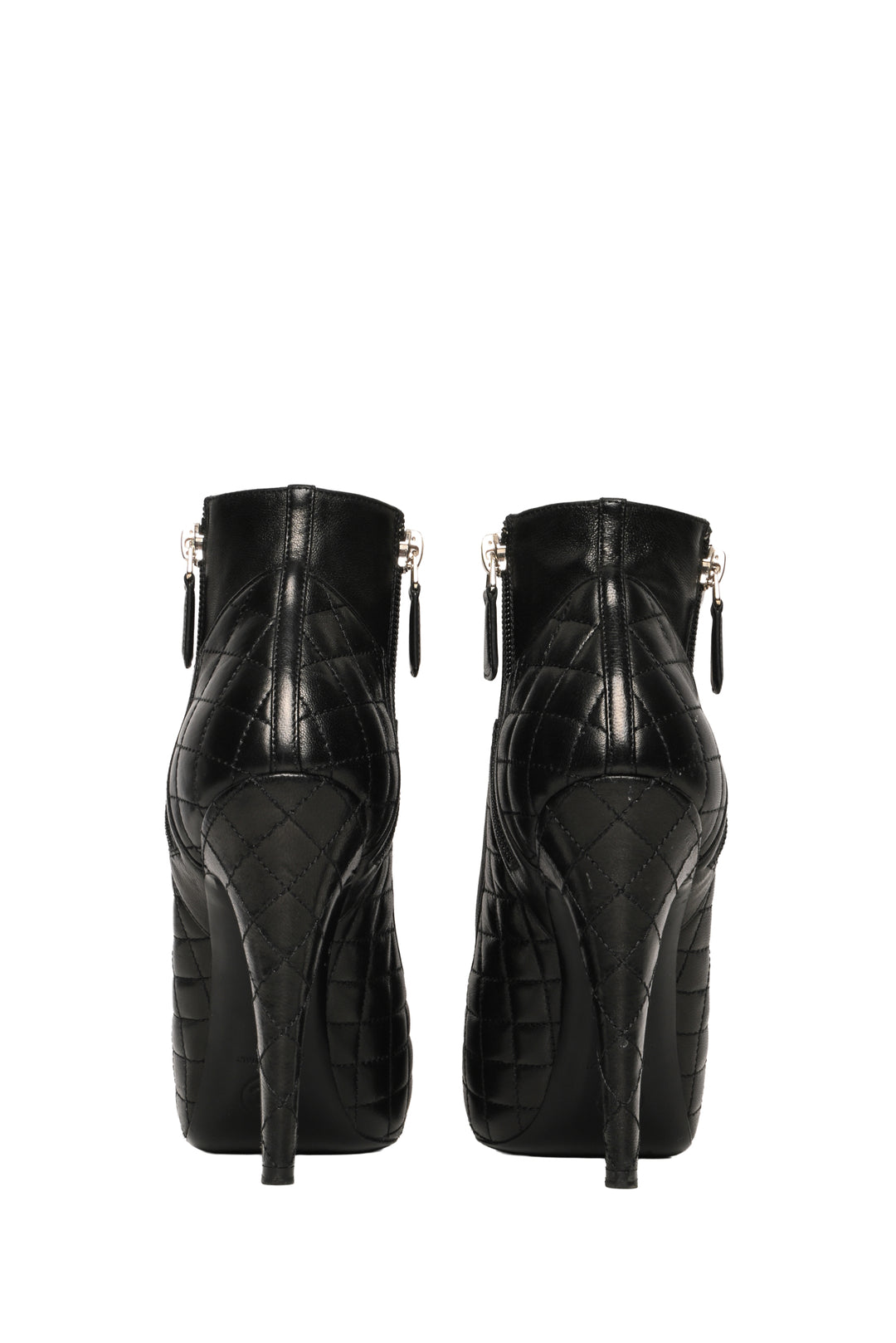 Chanel Size 38 CC Quilted Leather Ankle Boots