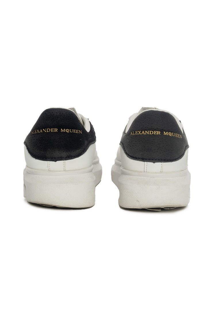 Alexander Mcqueen Size 40 Leather Sneaker