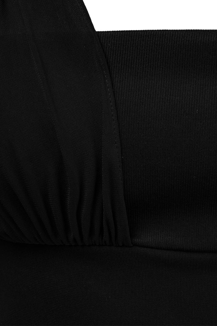 Versace Size 6 Knee Length Sleeveless Dress