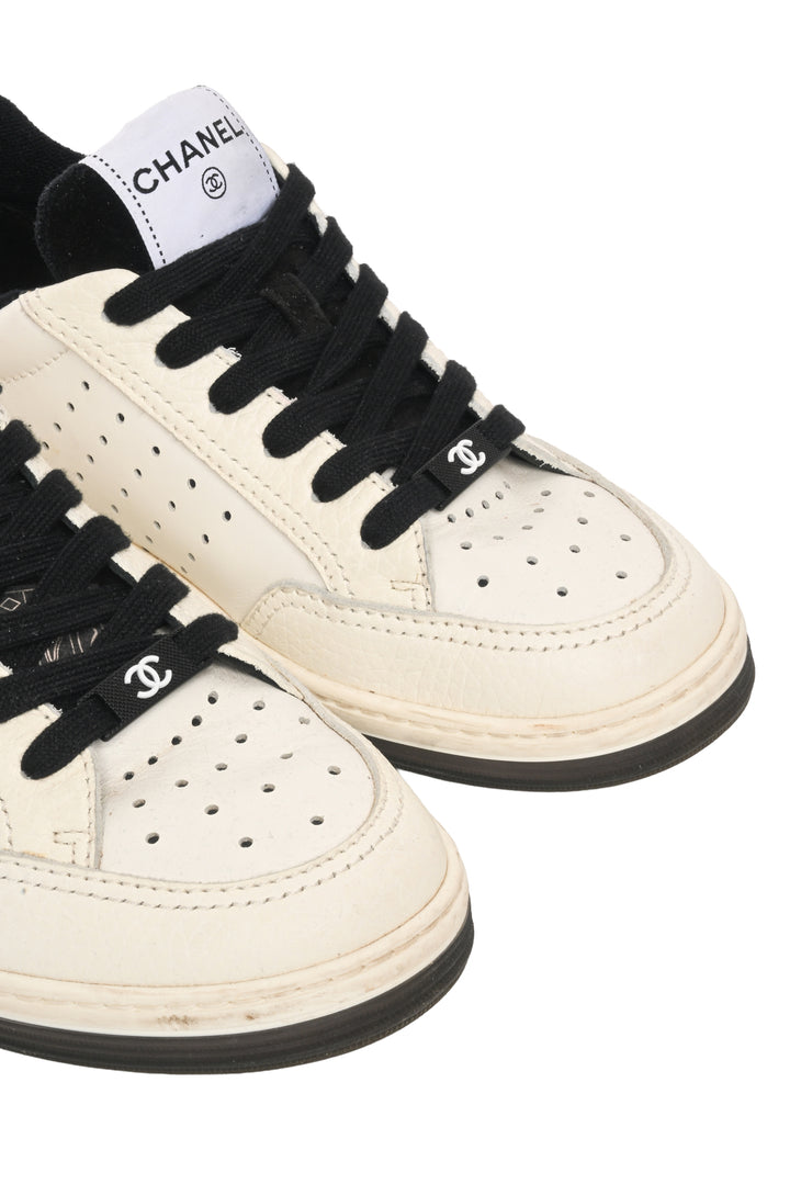Chanel Size 36 Interlocking CC Logo Sneaker