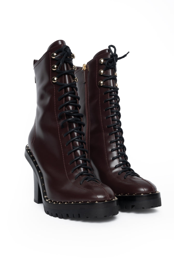 Valentino Size 39.5 Rockstud Accent Lace Up Ankle Boots