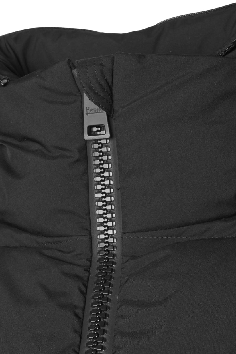 Herno Size 38 Fitted Down Coat