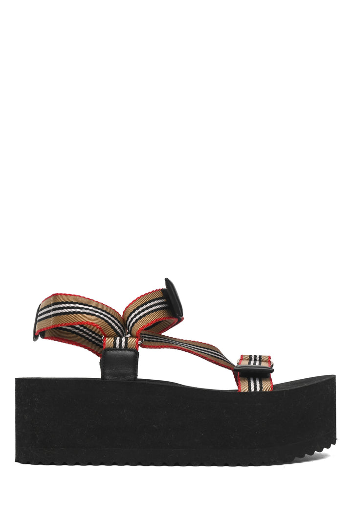 Burberry Size 37 Sandals