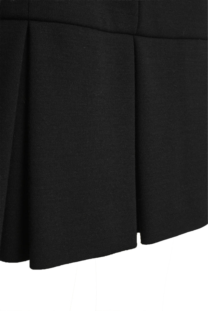 Chanel Size 40 Pleated Wool Skirt