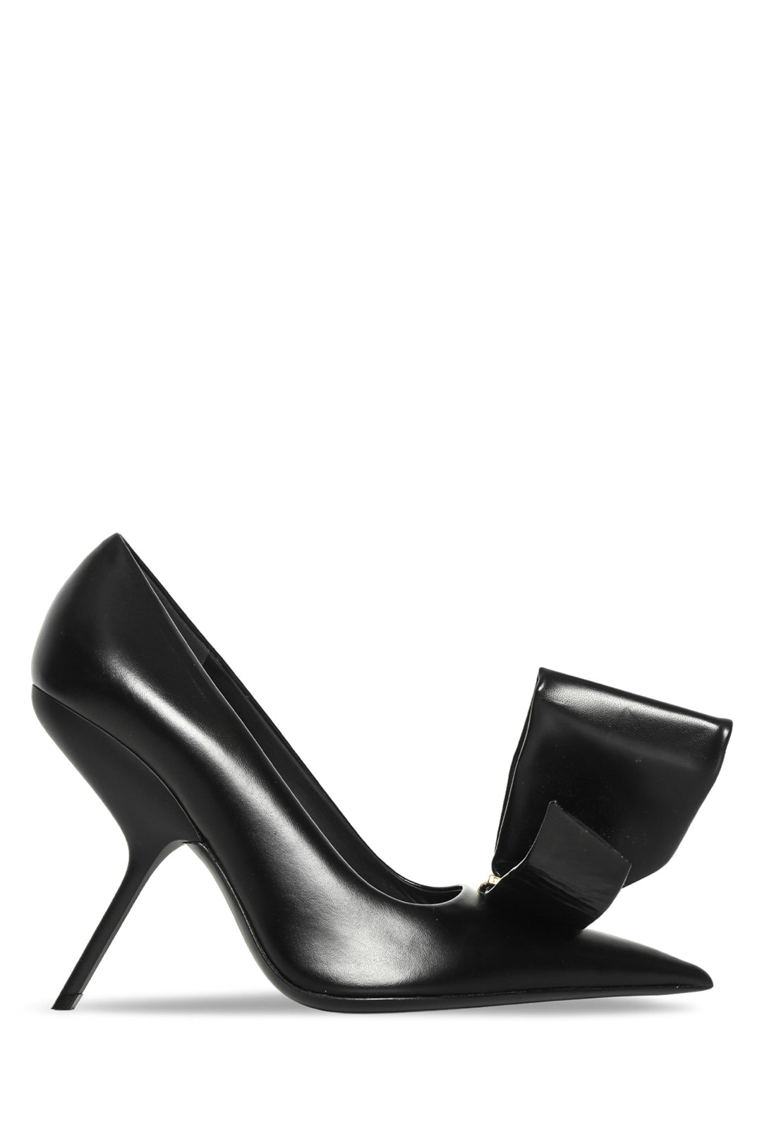 Ferragamo Size 9.5 Erisa Pumps