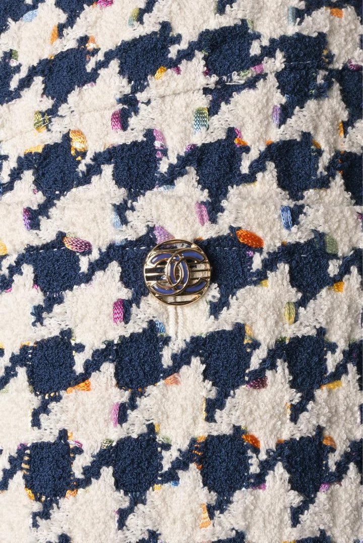 Chanel Size 36 Houndstooth Mini Shorts