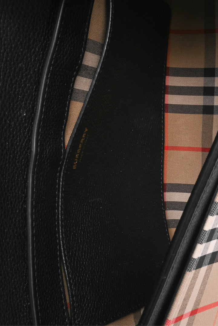 Burberry Note Crossbody