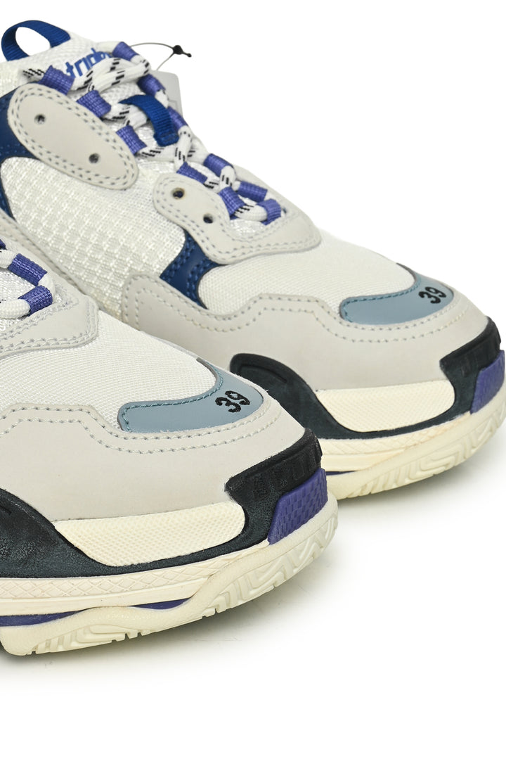 Balenciaga Size 39 Triple S Sneaker