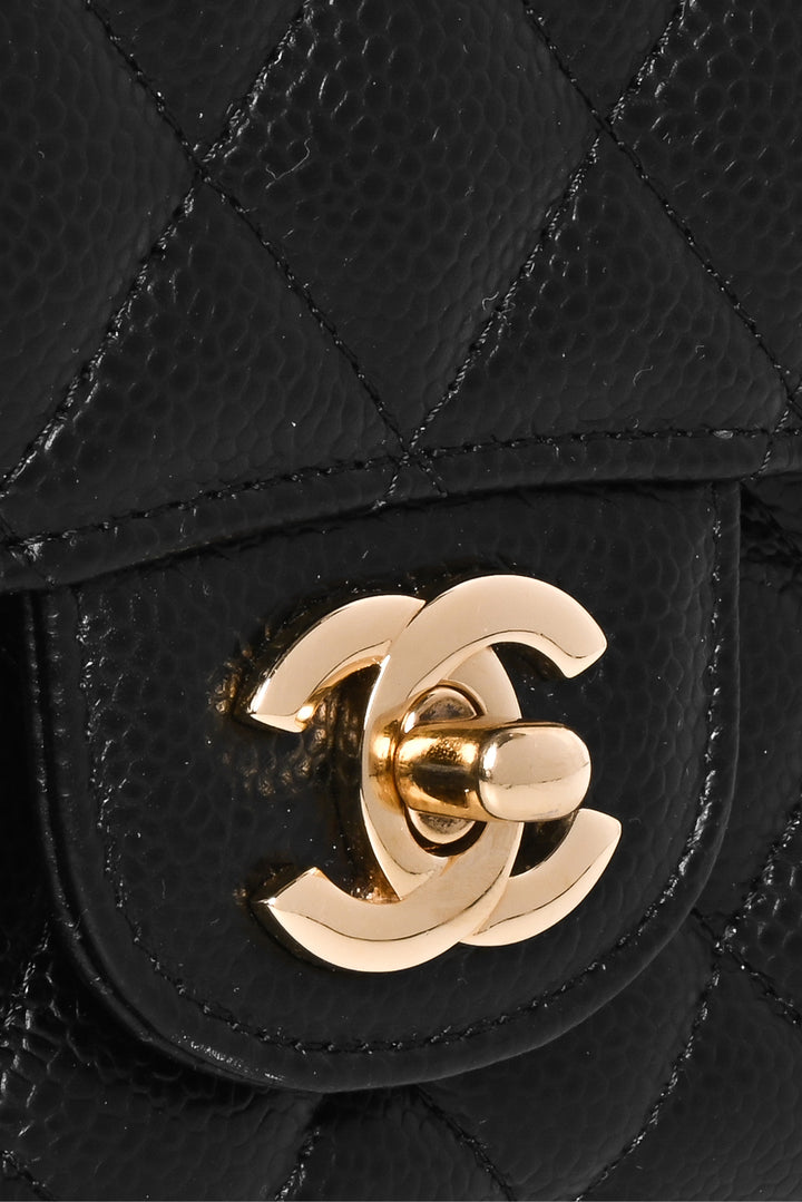 Chanel 2015-2016 Medium Quilted Caviar Classic Double Flap Shoulder Bag