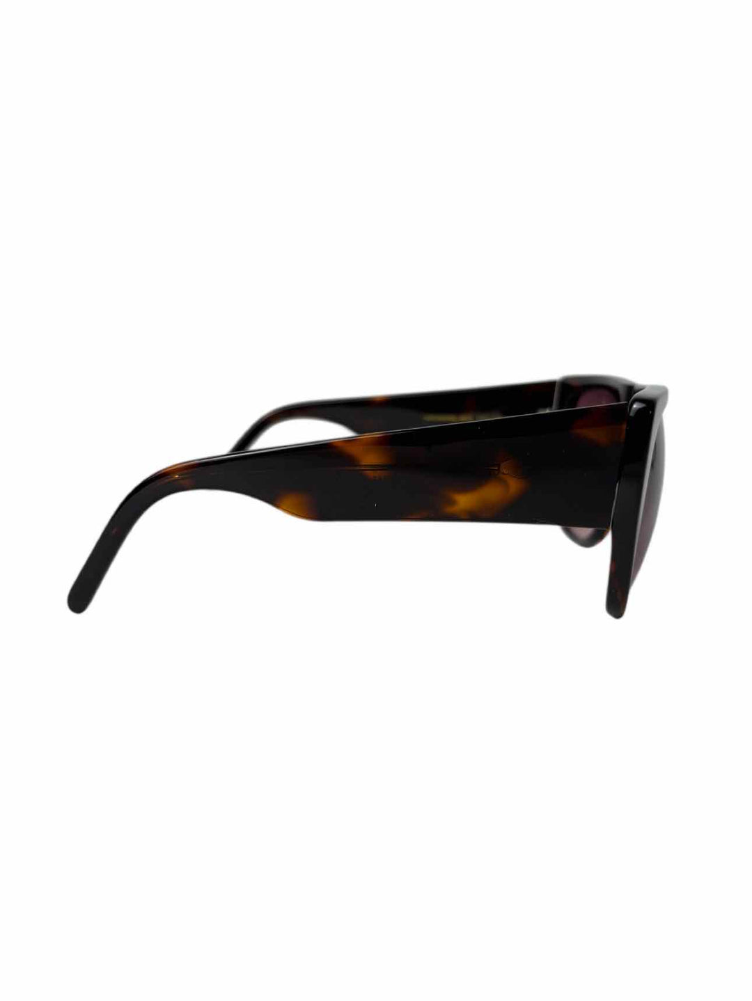 Entourage of 7 Huntington Eyewear
