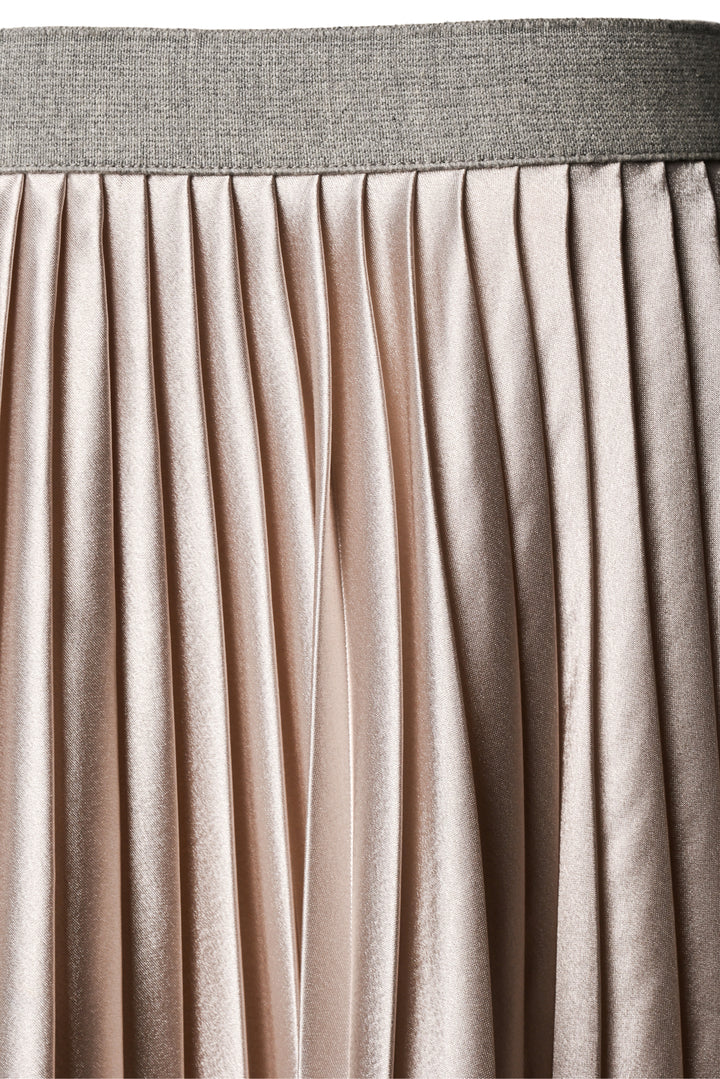Fabiana Filippi Size M Accordian Pleated Satin Skirt