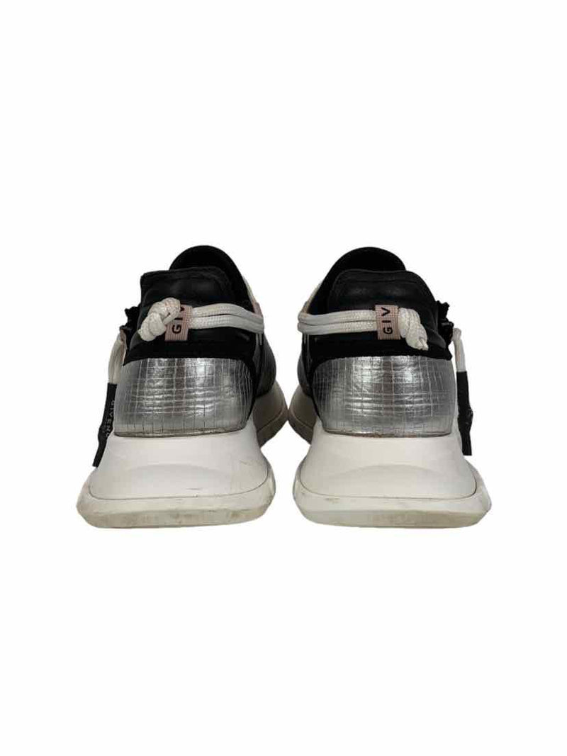 Givenchy Size 37 Sneaker