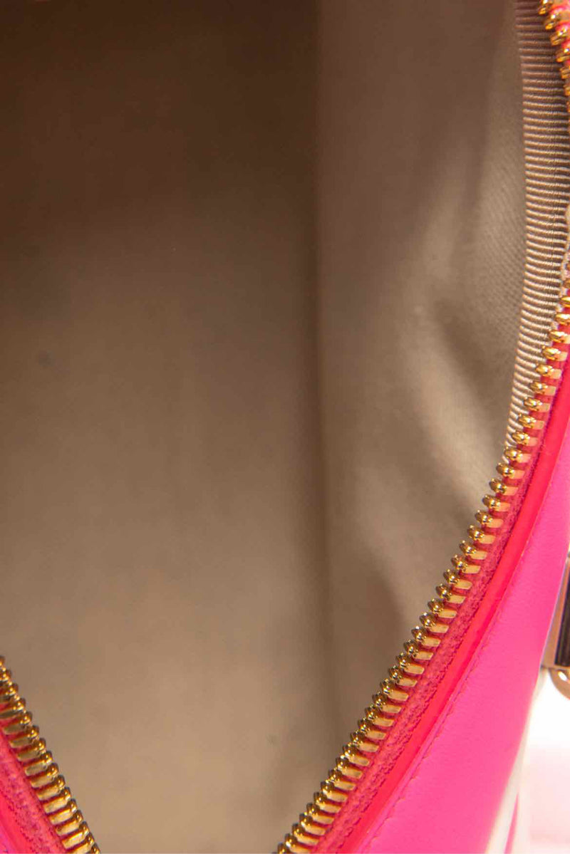 Christian Dior Cruise 2022 Vibe Pink & White Logo Handle Bag – TBC  Consignment